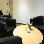 Adonis Hotel 3*