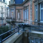 Adonis Hotel