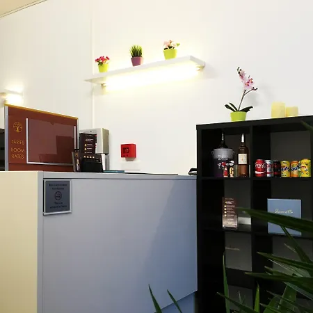 Hotel Adonis Straatsburg