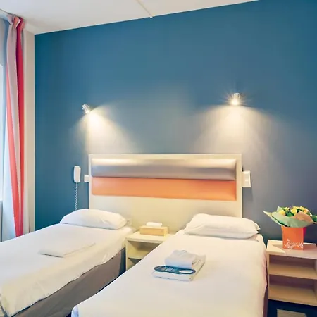 Hotel Adonis 3*