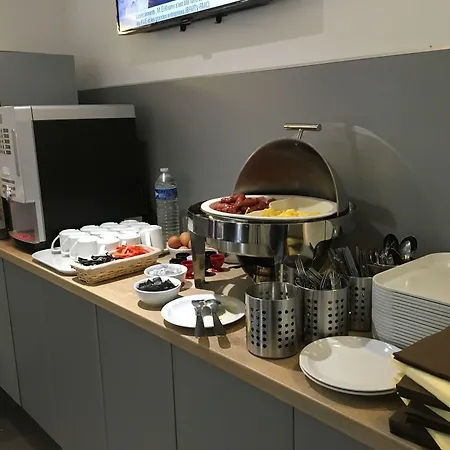 Adonis Ξενοδοχείο 3*