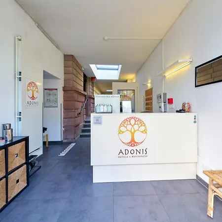 Hotel Adonis