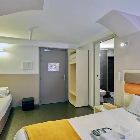 Hotel Adonis 3*