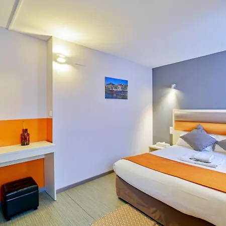 Hotel Adonis 3*