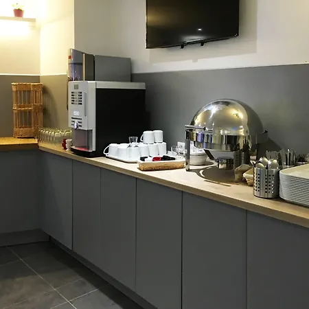 Adonis 3* Strasburgo